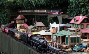 train_set_charles_howeson_mansbridge_property